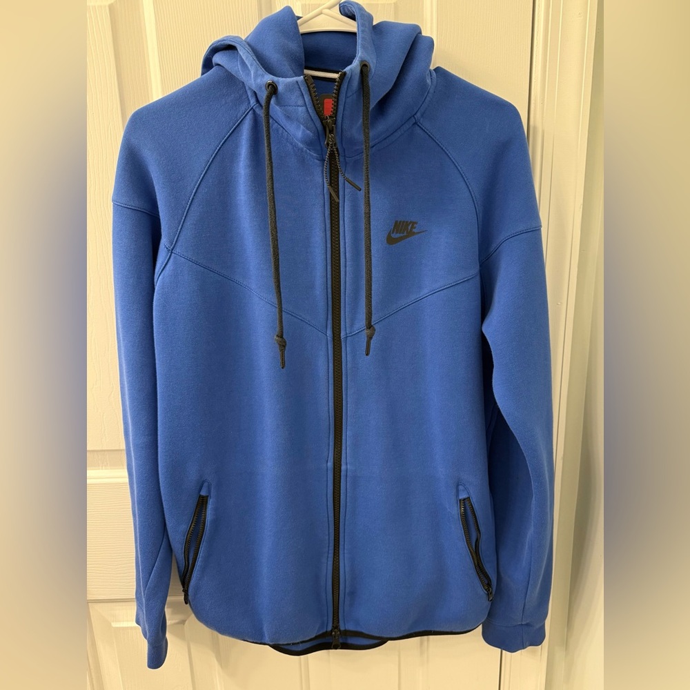 Nike mens full zip tech fleece Windrunner blue  jacket M